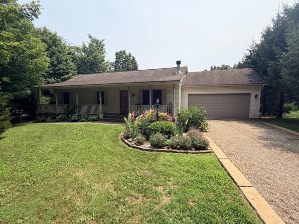 71 Queensway Court , Howard, OH 43028