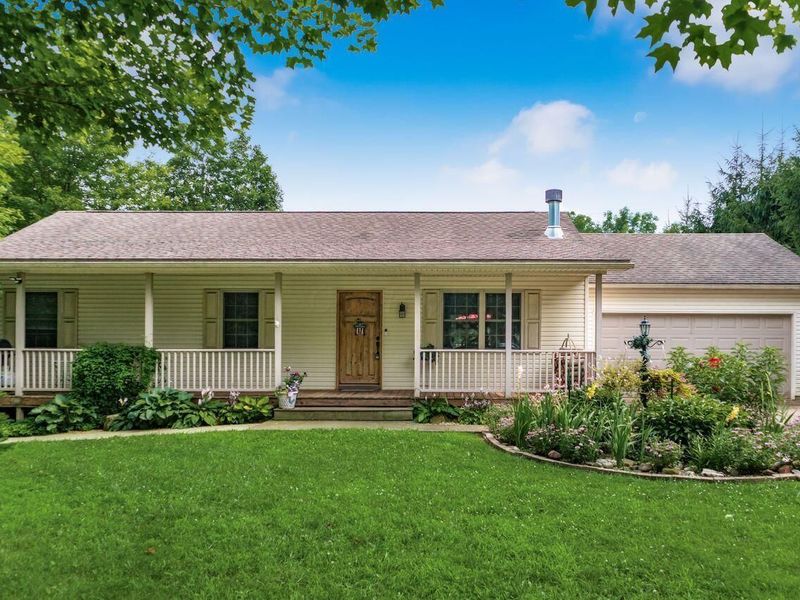 71 Queensway Court, Howard, OH 43028 Photo 1