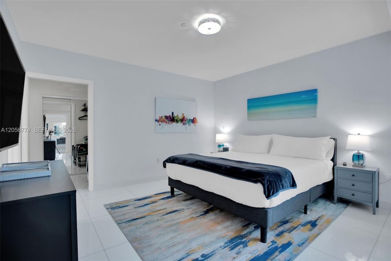 1250 Ocean Dr , Unit 2N, Miami Beach, FL 33139 Photo