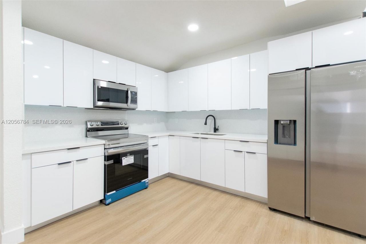 2324 NW 14th Ave , Miami, FL 33142 Photo