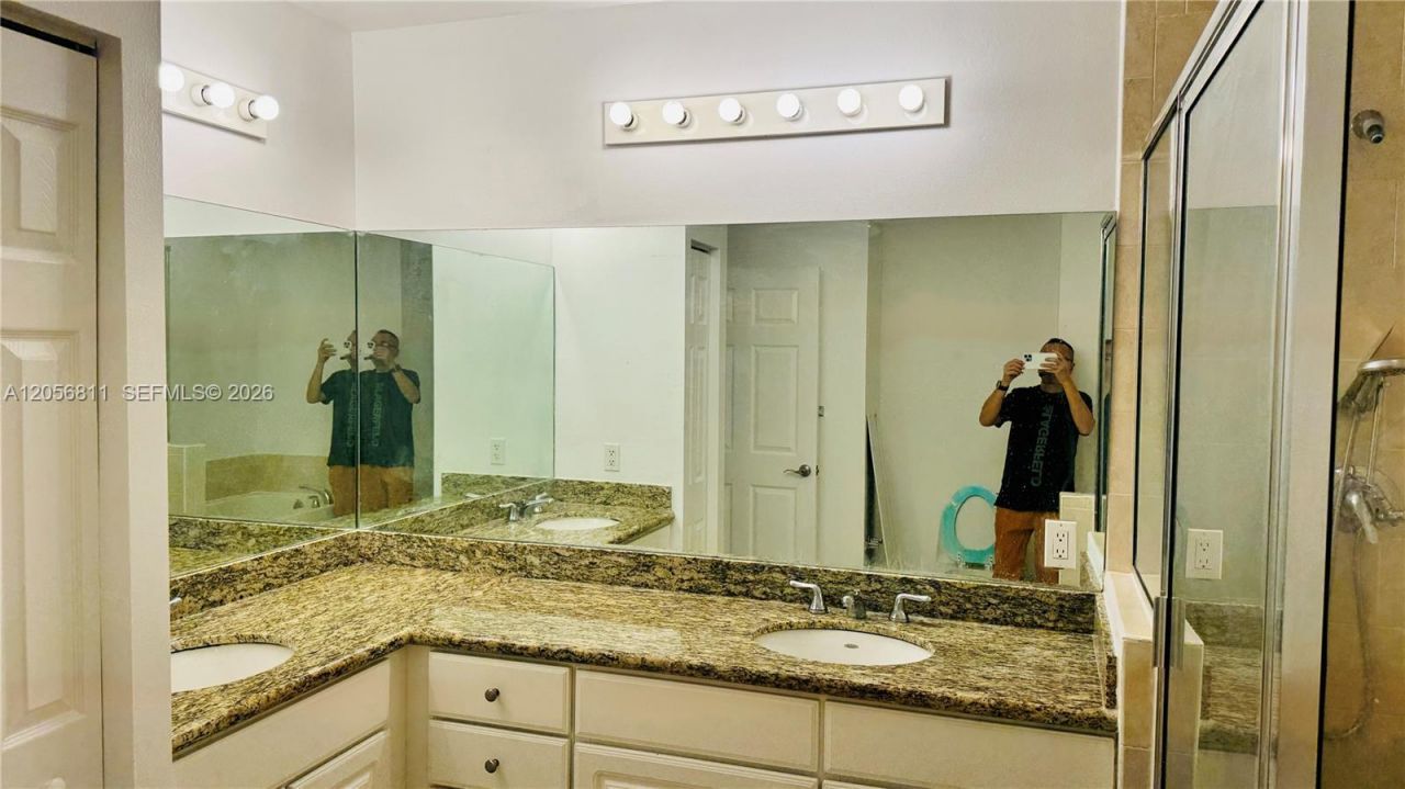 3001 NE 185th St , Unit 431, Aventura, FL 33180 Photo