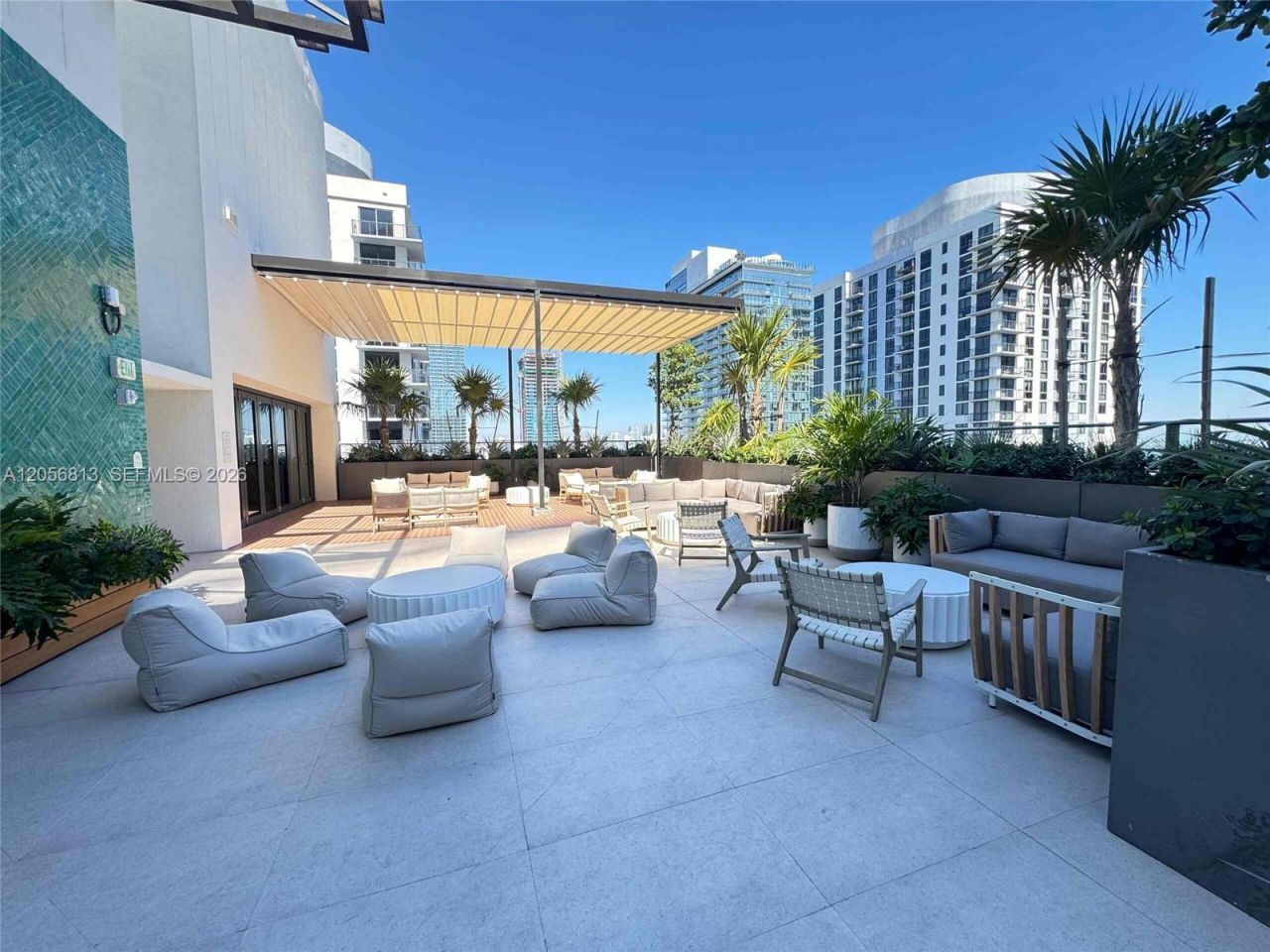 11 NE 6th St, Unit 705, Miami, FL 33132 Photo