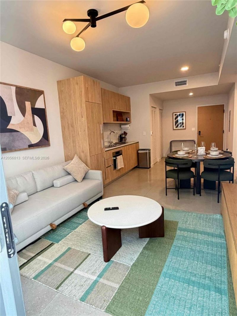 11 NE 6th St, Unit 705, Miami, FL 33132 Photo