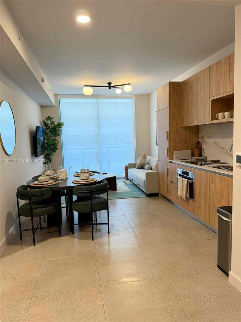 11 NE 6th St, Unit 705, Miami, FL 33132 Photo