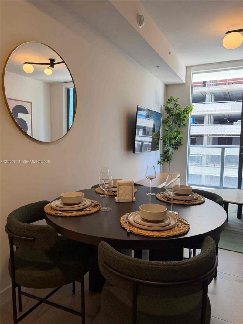 11 NE 6th St, Unit 705, Miami, FL 33132 Photo