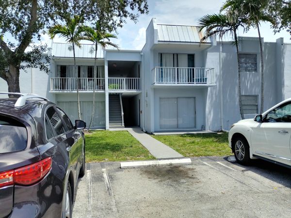 407 EXECUTIVE CENTER Drive, Unit 110, West Palm Beach, FL 33401