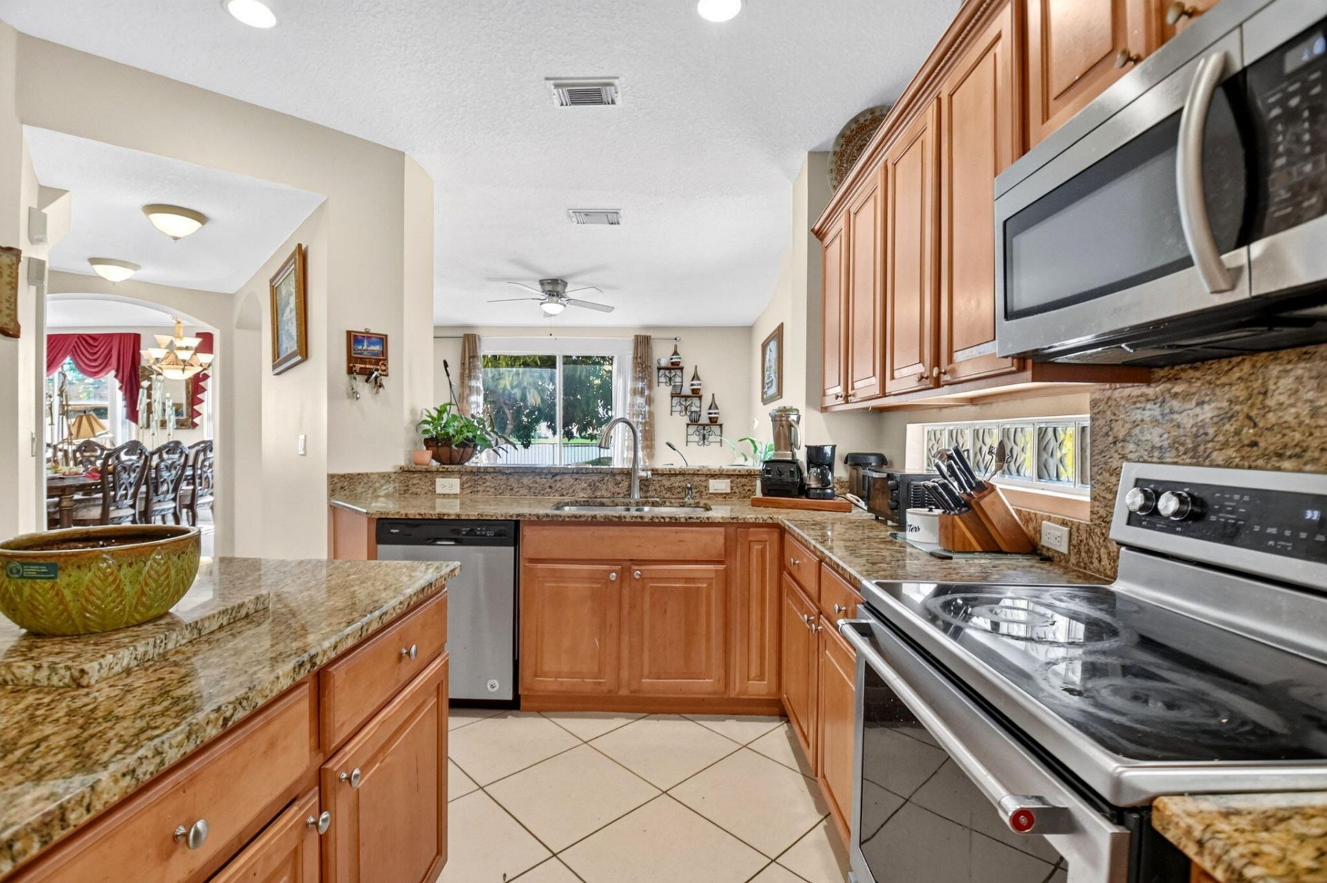 809 Triana Street, West Palm Beach, FL 33413 Photo