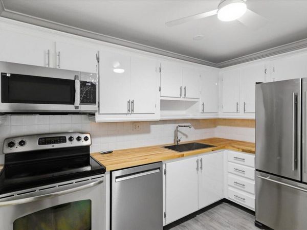 6301 N UNIVERSITY Drive, Unit 206, Tamarac, FL 33321