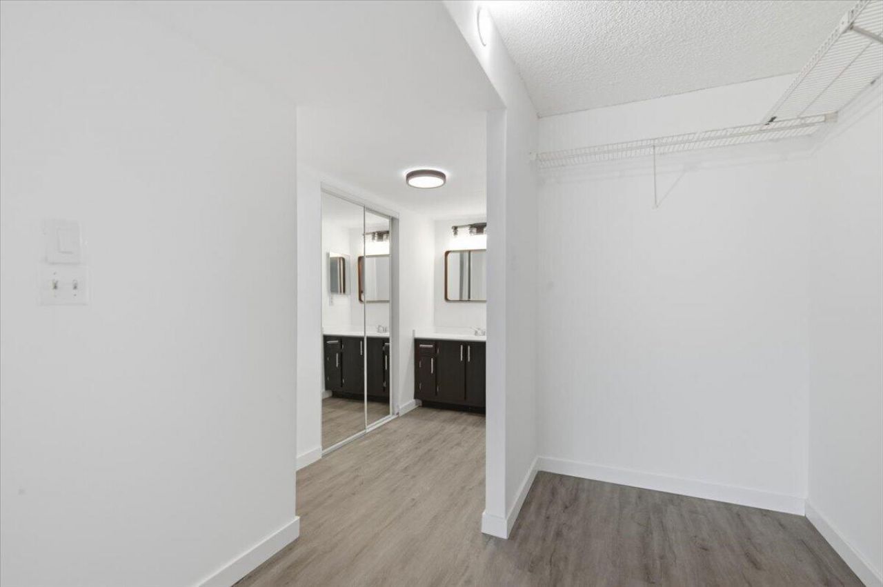 6301 N University Drive, Unit 206, Tamarac, FL 33321 Photo