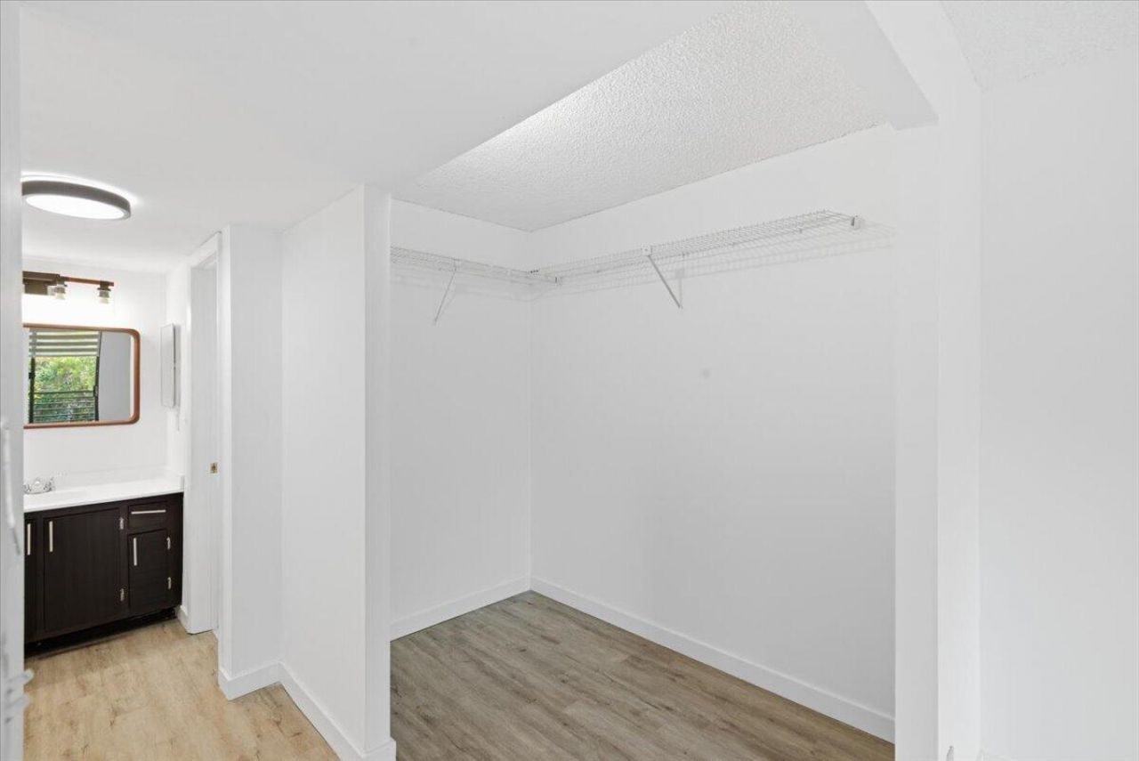 6301 N University Drive, Unit 206, Tamarac, FL 33321 Photo