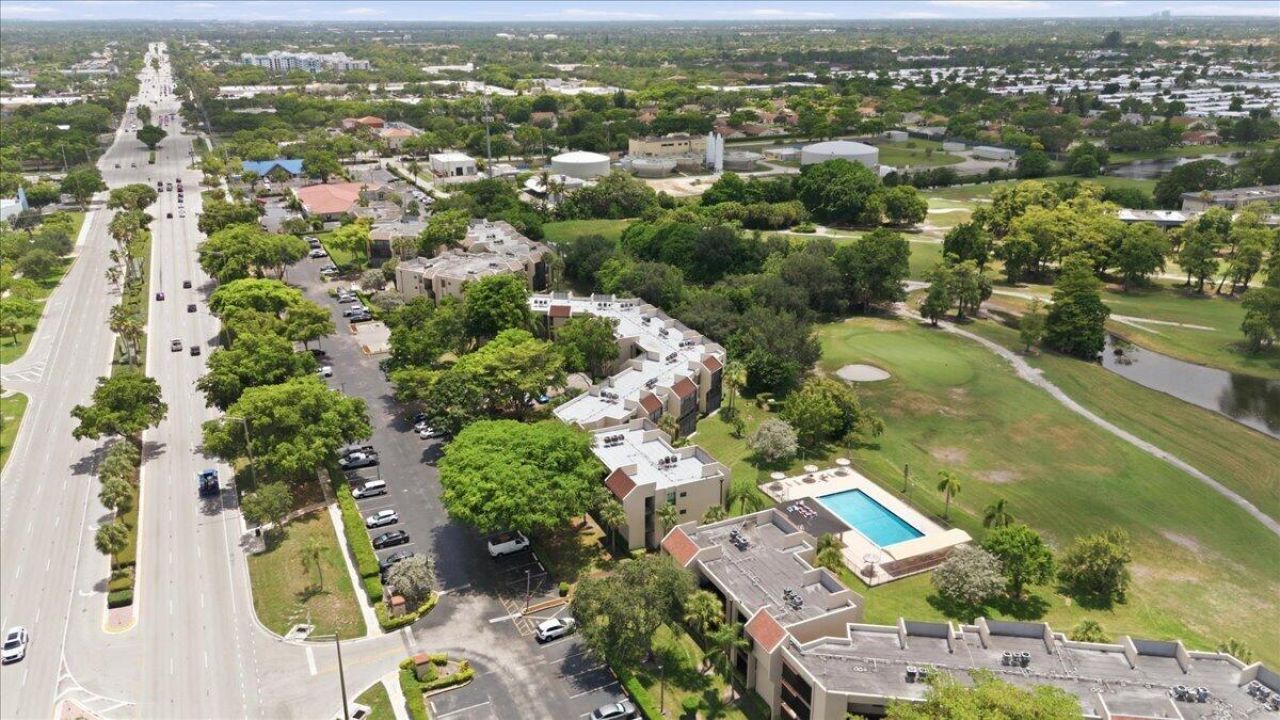 6301 N University Drive, Unit 206, Tamarac, FL 33321 Photo