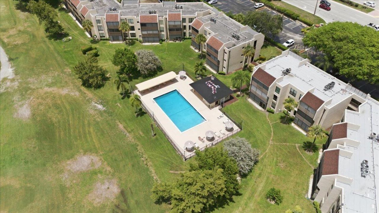 6301 N University Drive, Unit 206, Tamarac, FL 33321 Photo