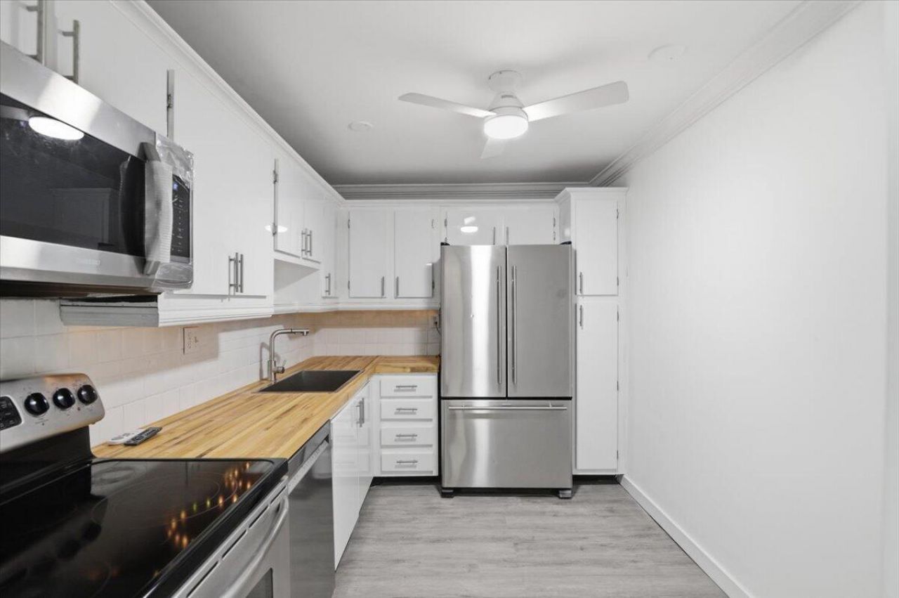 6301 N University Drive, Unit 206, Tamarac, FL 33321 Photo