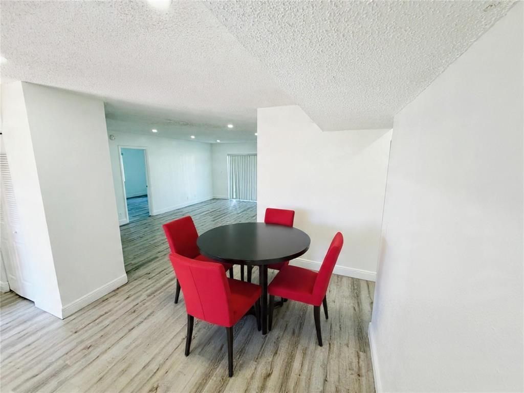2710 Riverside Drive, Unit 201-A, Coral Springs, FL 33065 Photo