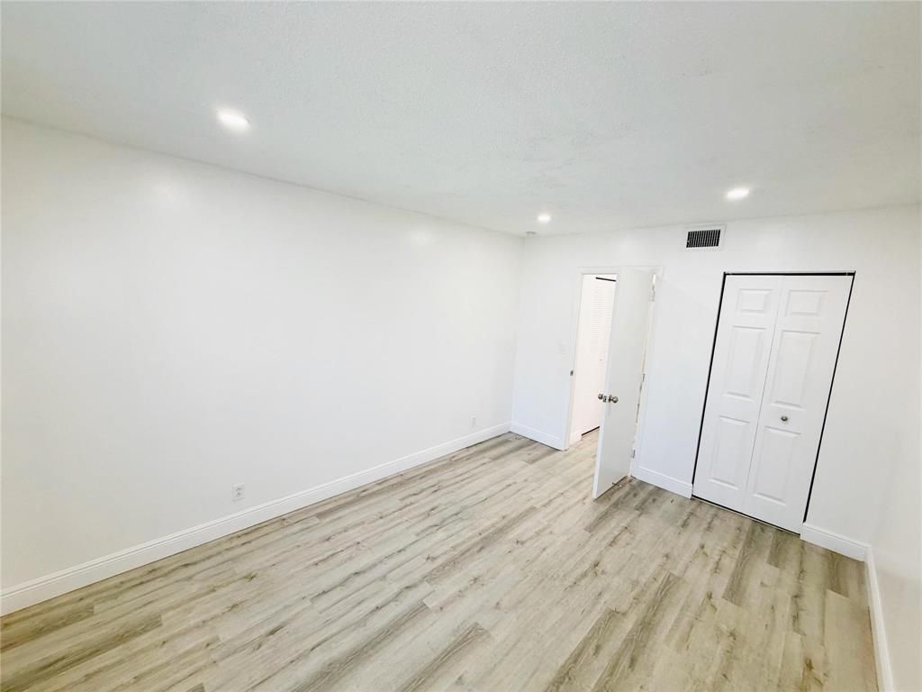 2710 Riverside Drive, Unit 201-A, Coral Springs, FL 33065 Photo