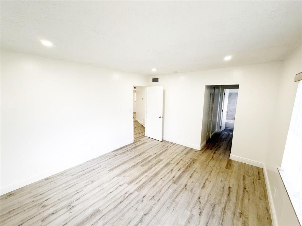 2710 Riverside Drive, Unit 201-A, Coral Springs, FL 33065 Photo