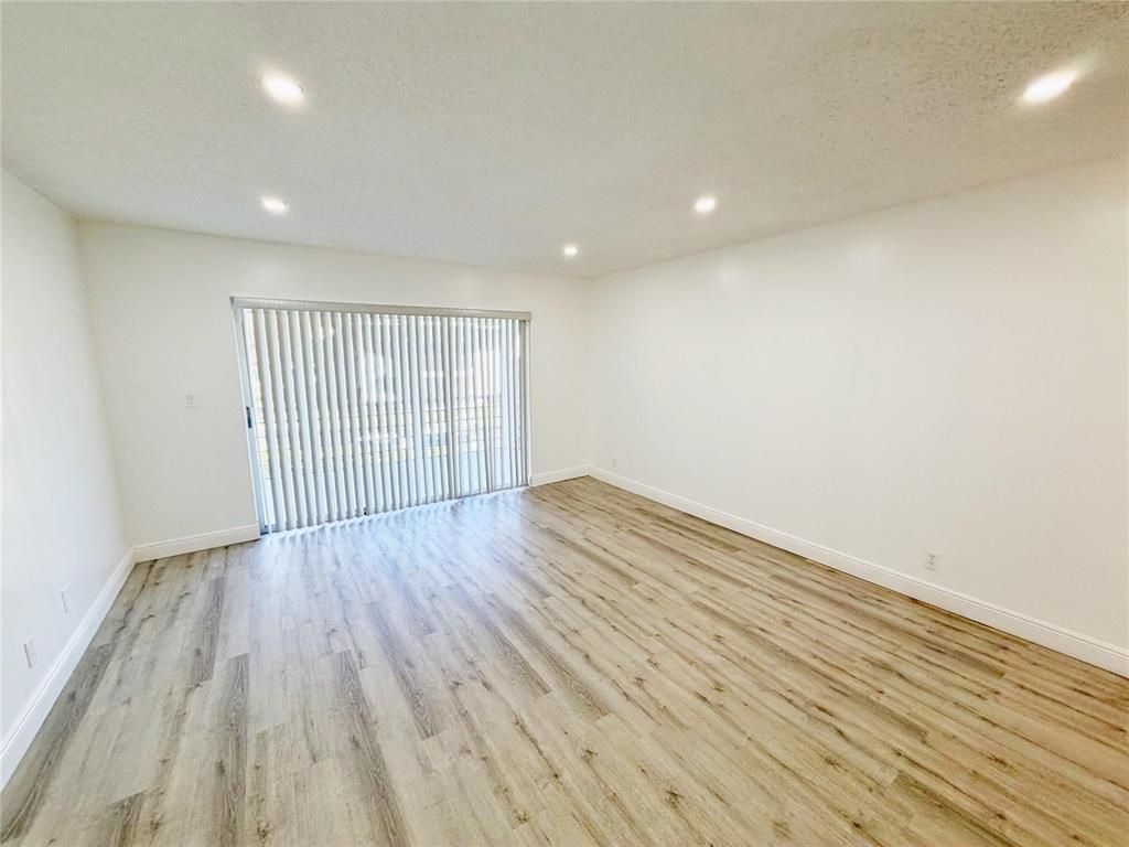 2710 Riverside Drive, Unit 201-A, Coral Springs, FL 33065 Photo