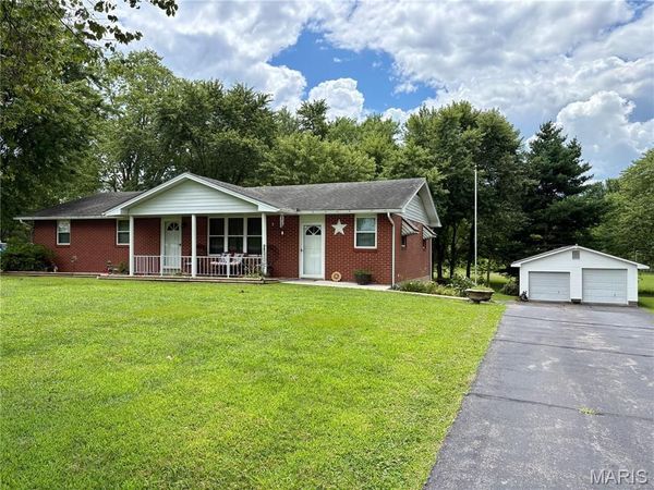 5237 State Highway 72 , Jackson, MO 63755