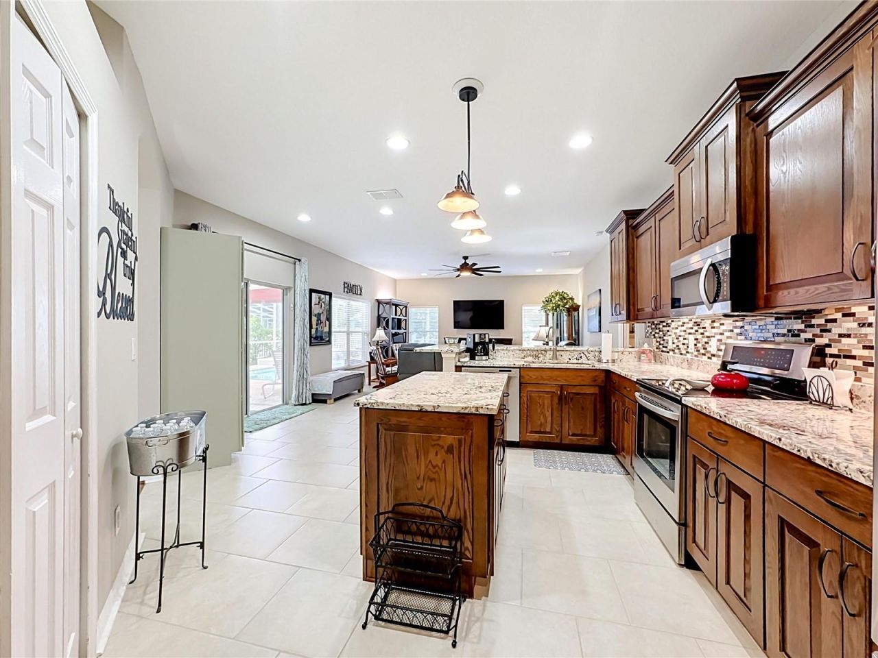6161 Bobby Jones Court, Palmetto, FL 34221 Photo