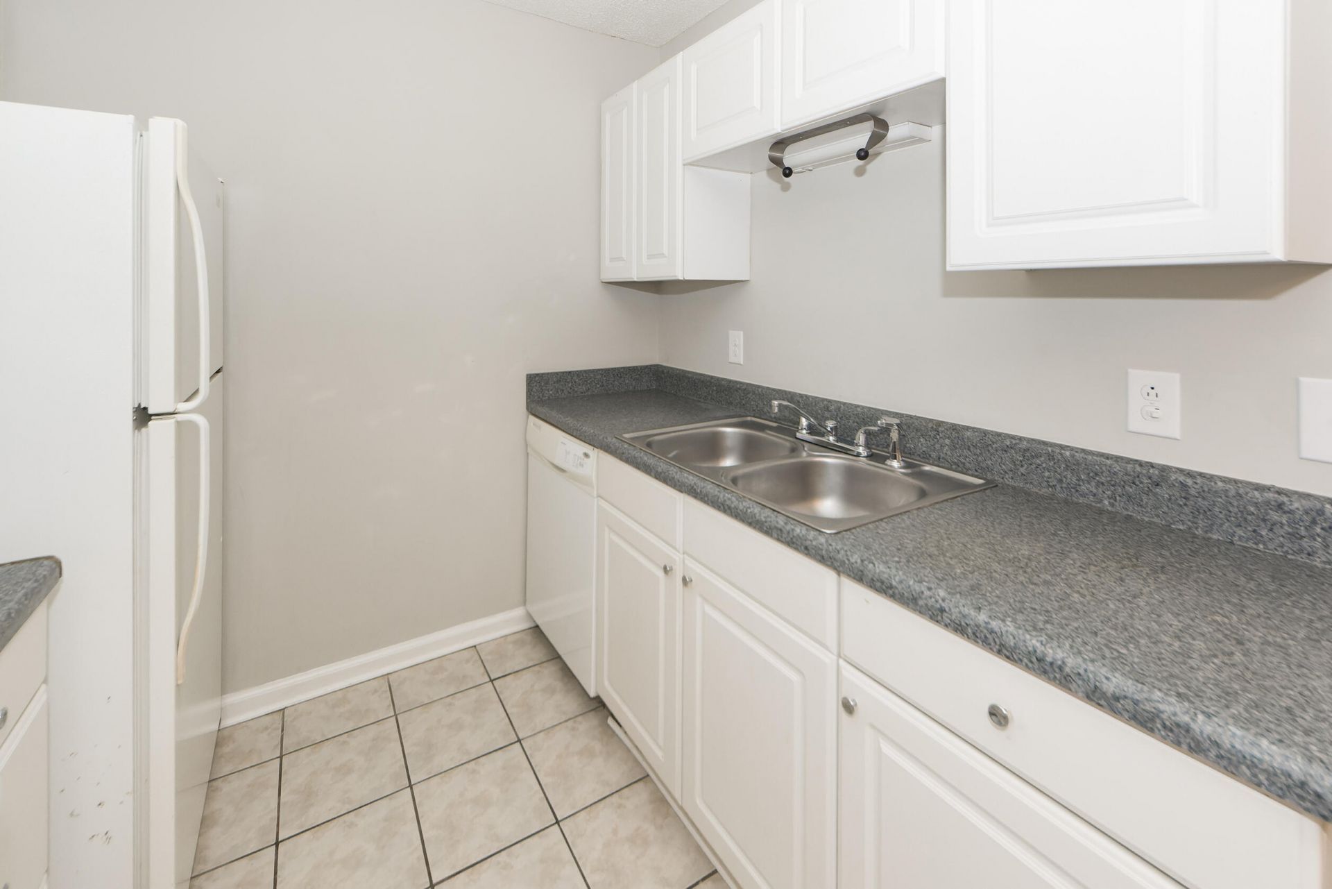 1305 Mathis Ferry Road Photo 13