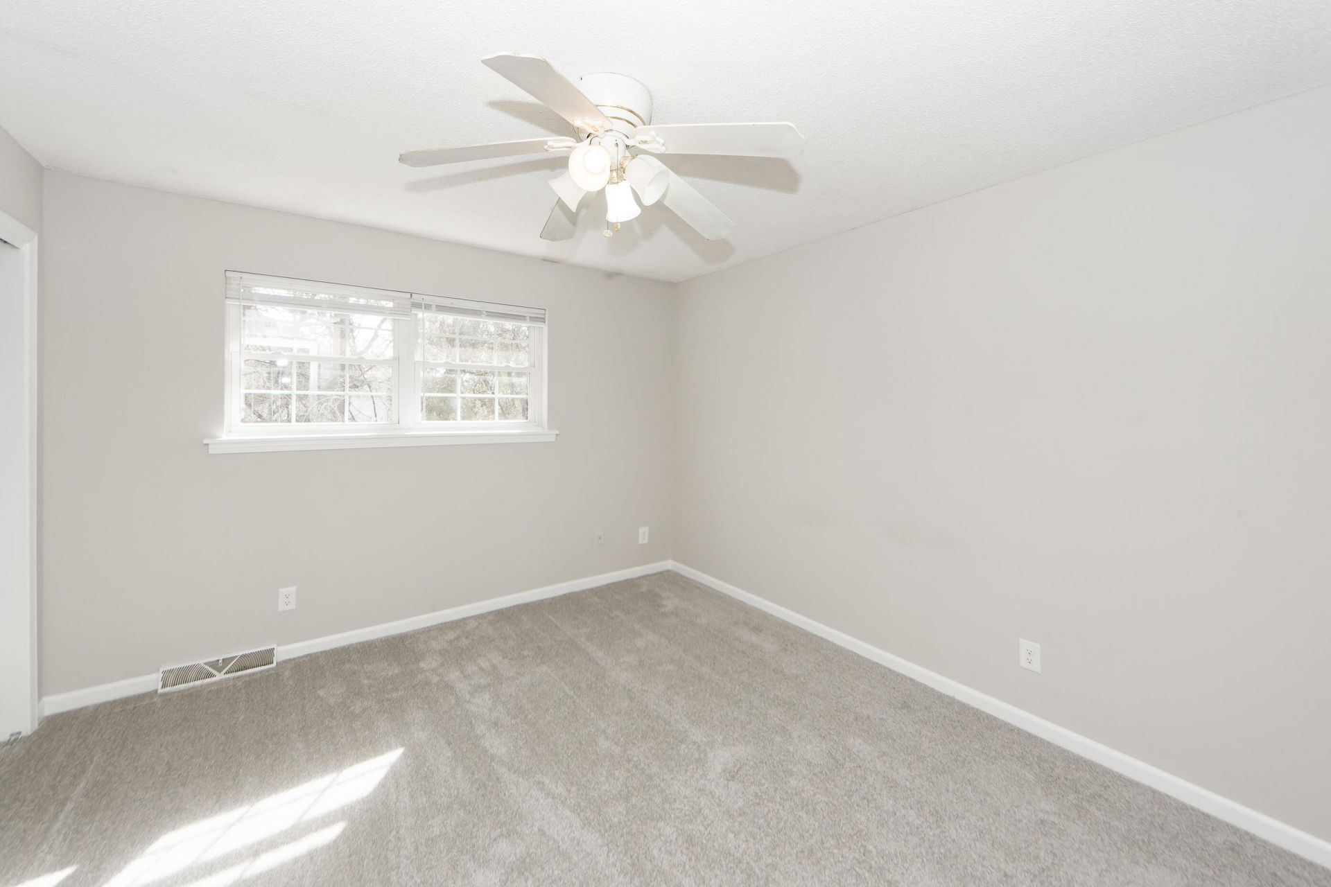 1305 Mathis Ferry Road Photo 14