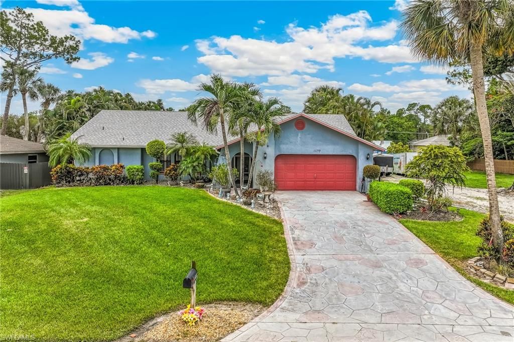 10099 Tropical Dr, Bonita Springs, FL 34135 Main Photo