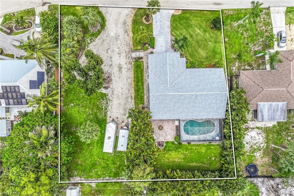 10099 Tropical Dr, Bonita Springs, FL 34135 Photo