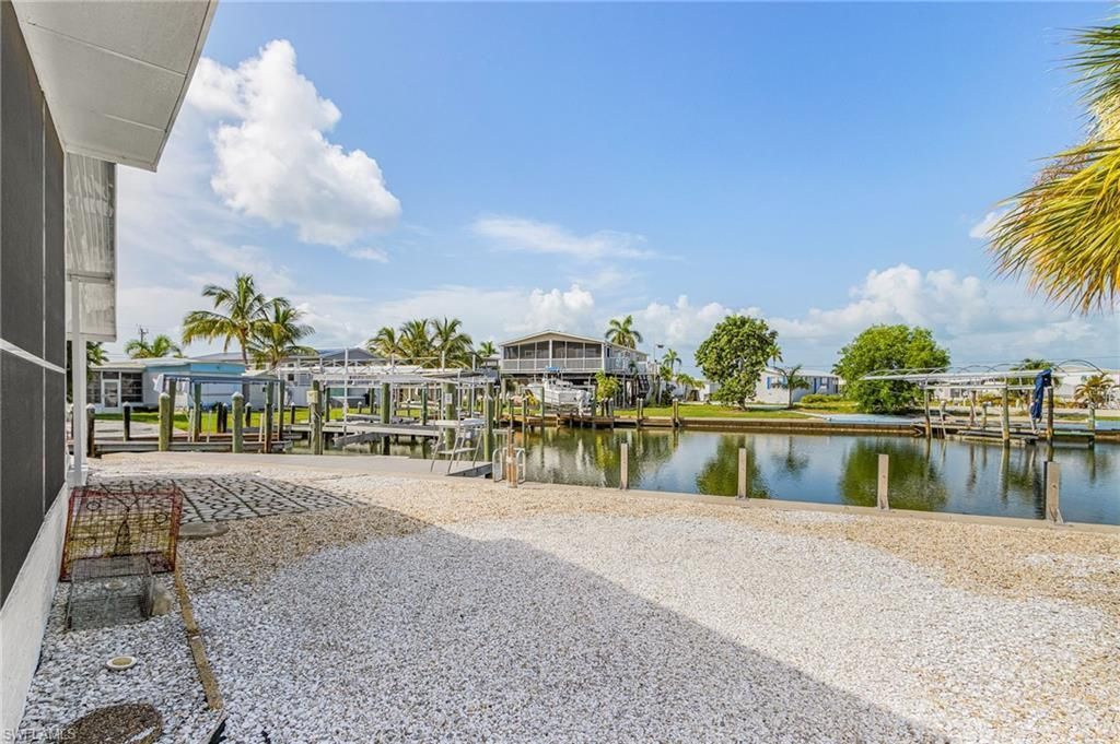 3653 Dewberry Ln, Saint James City, FL 33956 Photo