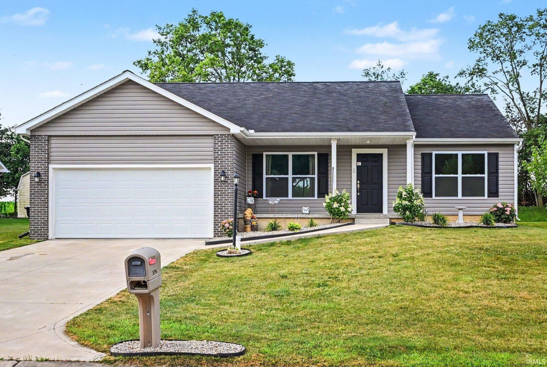18796 Red Cedar Road, New Paris, IN 46553 Main Photo