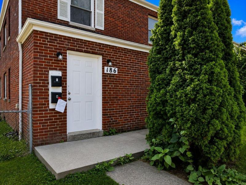 186 S Powell Avenue, Columbus, OH 43204 Photo 2