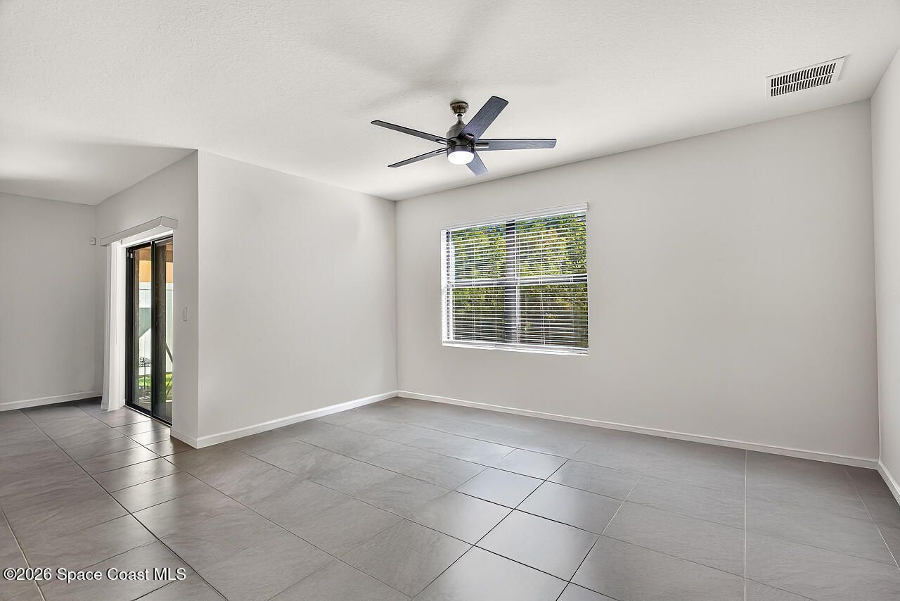 5307 Entertainment Way , Fort Pierce, FL 34947 Photo