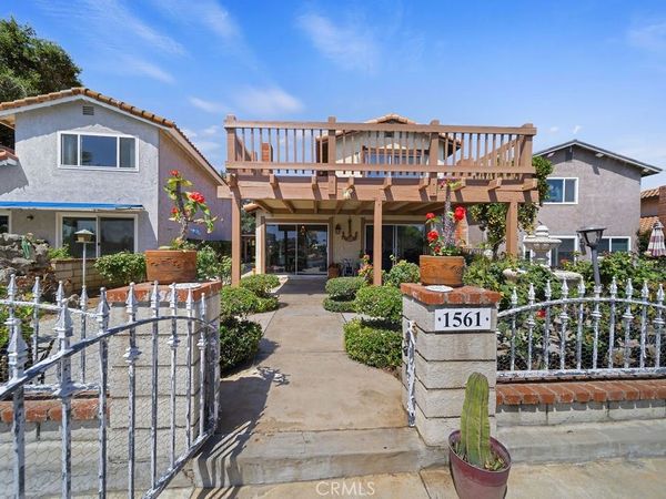 1561 Chalgrove Drive , Corona, CA 92882