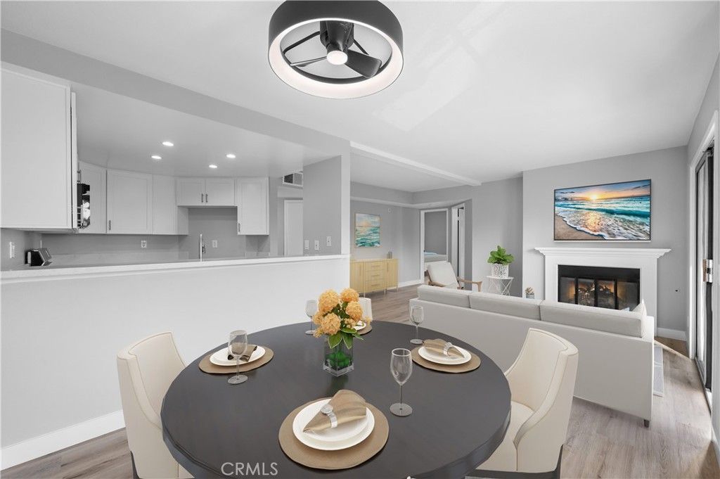 645 Chestnut Avenue , Unit 202, Long Beach, CA 90802 Main Photo