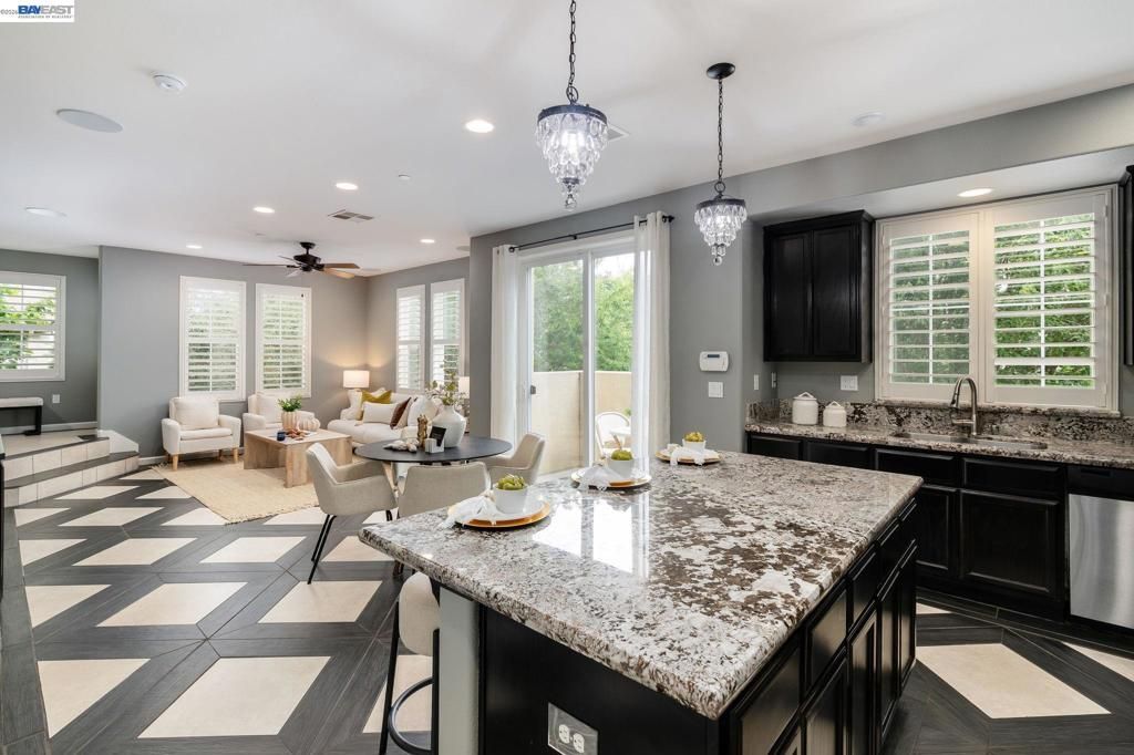 164 Heligan Ln, Unit 8, Livermore, CA 94551 Main Photo