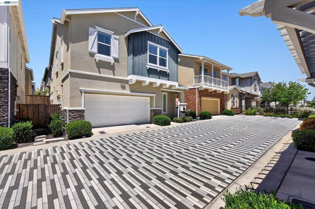 4047 St Helena Way, Dublin, CA 94568 Main Photo