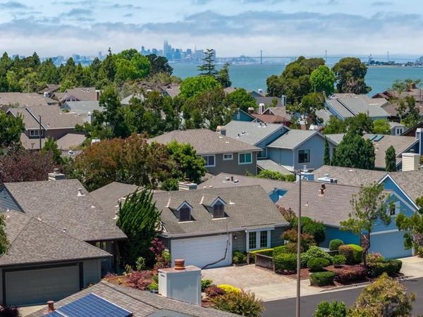 135 Avington Rd , Alameda, CA 94502