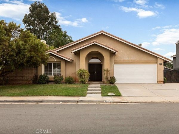 860 Hurstland , Beaumont, CA 92223