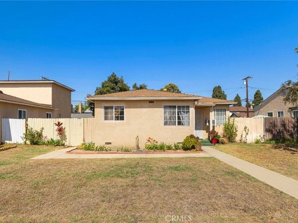 2725 Adriatic Avenue, Long Beach, CA 90810
