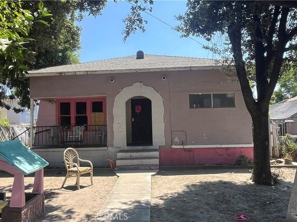 1259 N Mountain View , San Bernardino, CA 92405
