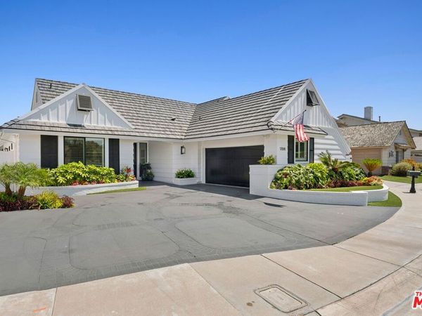 17041 Marina Bay Drive , Huntington Beach, CA 92649