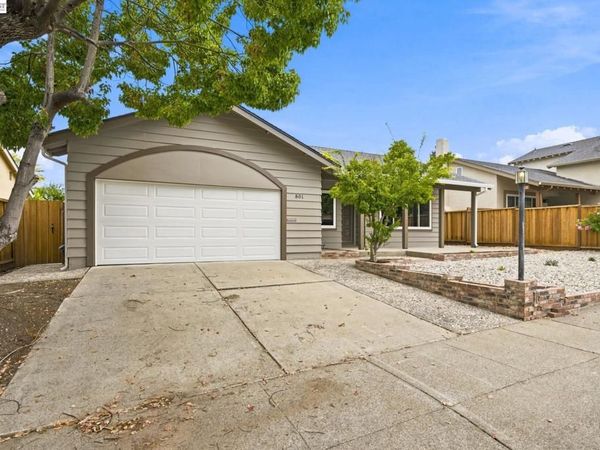 801 Lippert Ave , Fremont, CA 94539