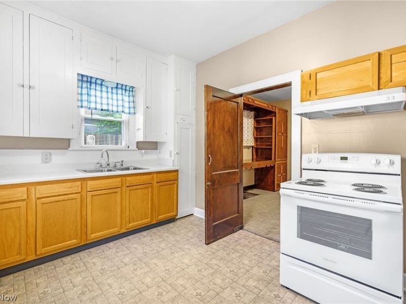 909 Brown Avenue NW, Canton, OH 44703 Photo 13