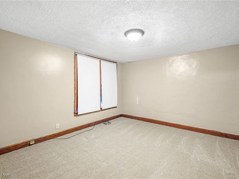 909 Brown Avenue NW, Canton, OH 44703 Photo 24