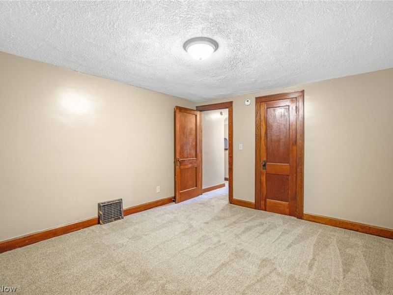 909 Brown Avenue NW, Canton, OH 44703 Photo 26