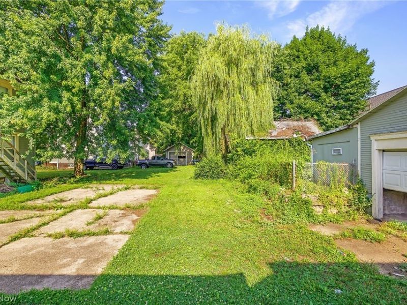 909 Brown Avenue NW, Canton, OH 44703 Photo 30