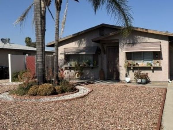 596 San Pasquel Street, Hemet, CA 92545