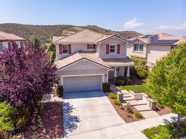 231 Sequoia Avenue , Simi Valley, CA 93065