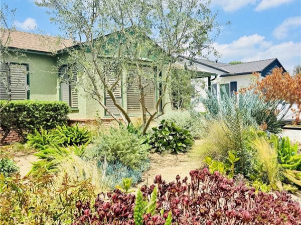 17531 Lemay Place , Lake Balboa, CA 91406