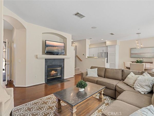 3073 Via Maximo , Carlsbad, CA 92009