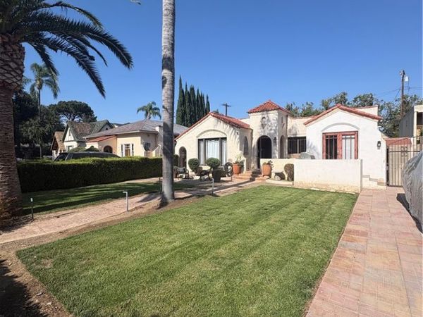 2421 French , Santa Ana, CA 92706